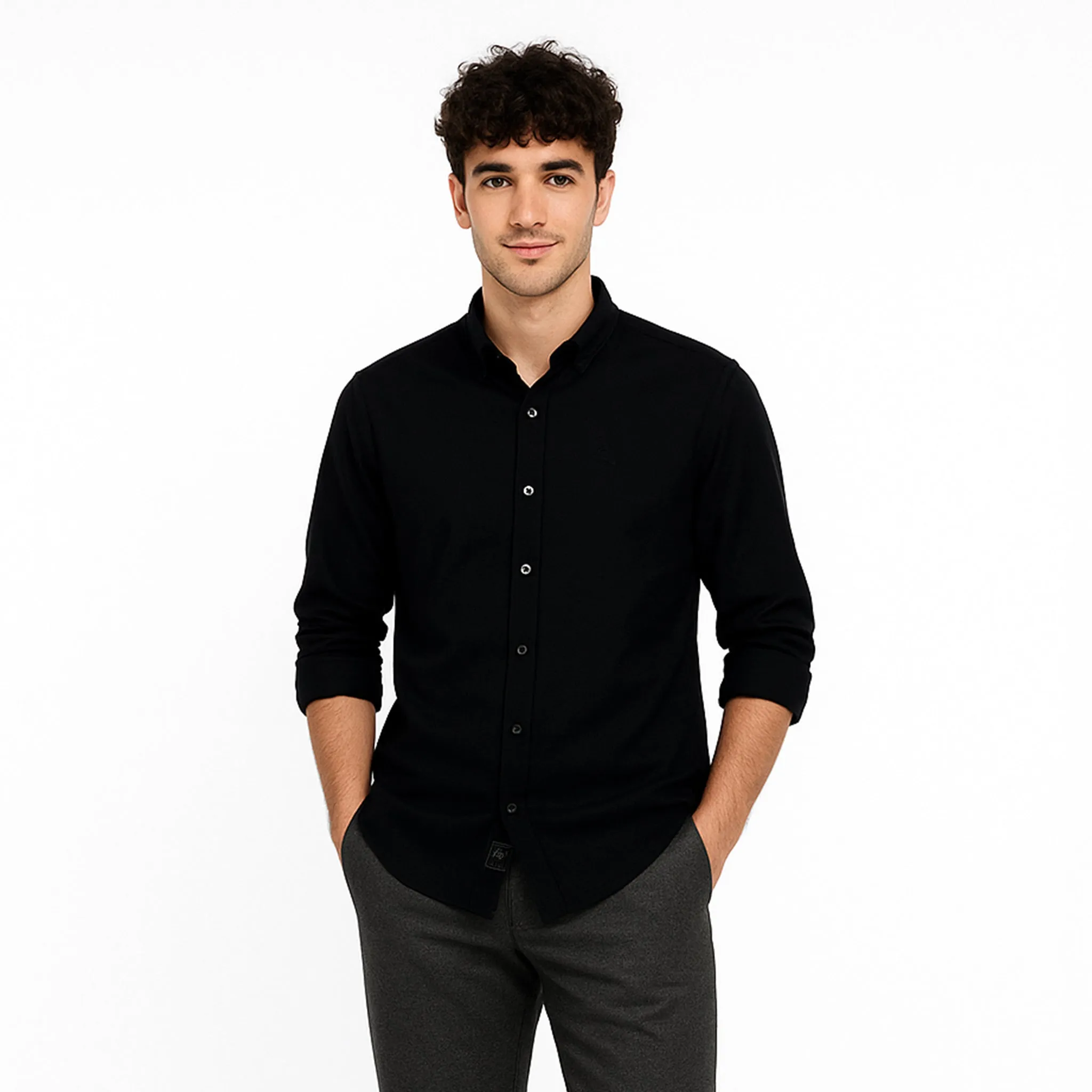 5G-enabled Client-focused service Basic shirt
