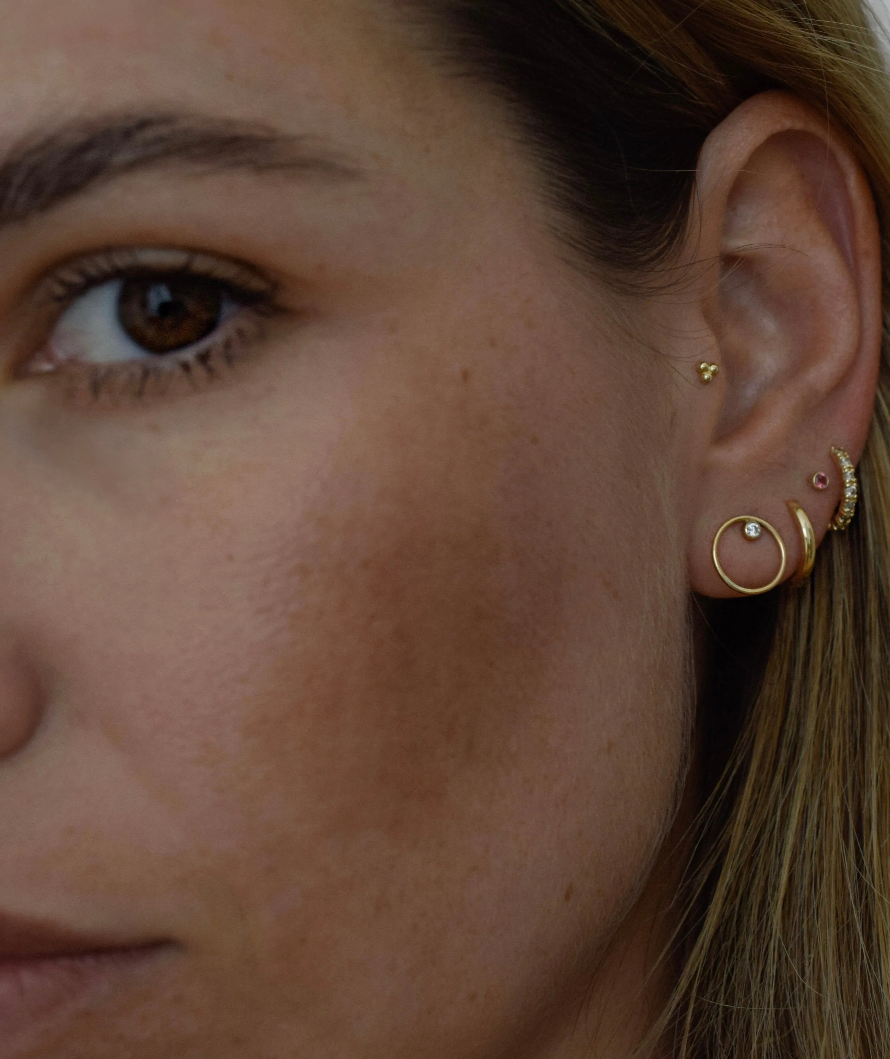 ALMA Flat Back Piercing Stud Earring 14K
