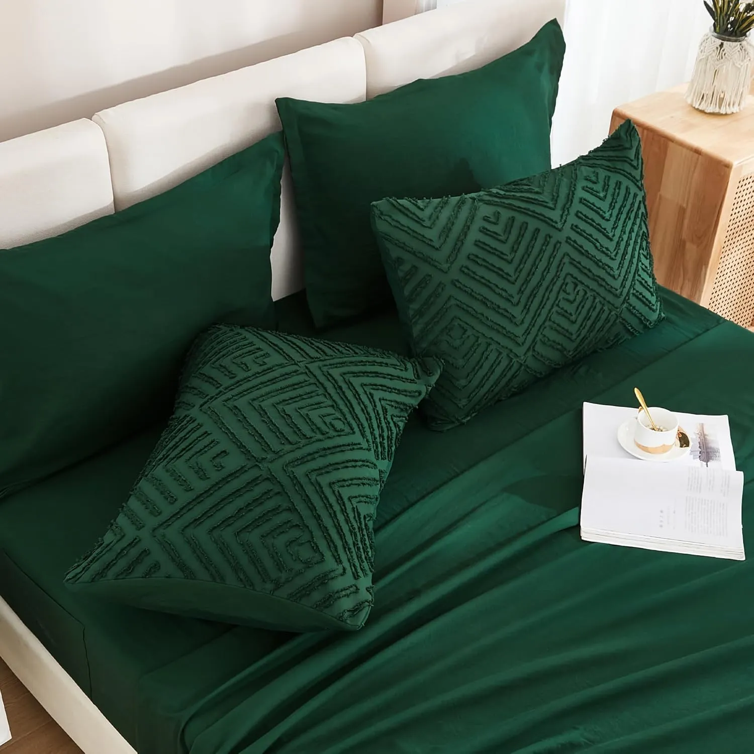 Andency King Size Comforter Set 7 Pieces Dark Emerald Green - Bed in a Bag King Boho Lightweight Fluffy Tufted Bedding Sets with Comforter, Sheets, Pillowcases & Shams