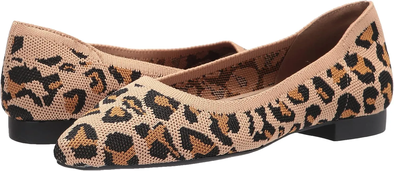 Bella Vita Women's Mireya Pointed Toe Flat Ballet