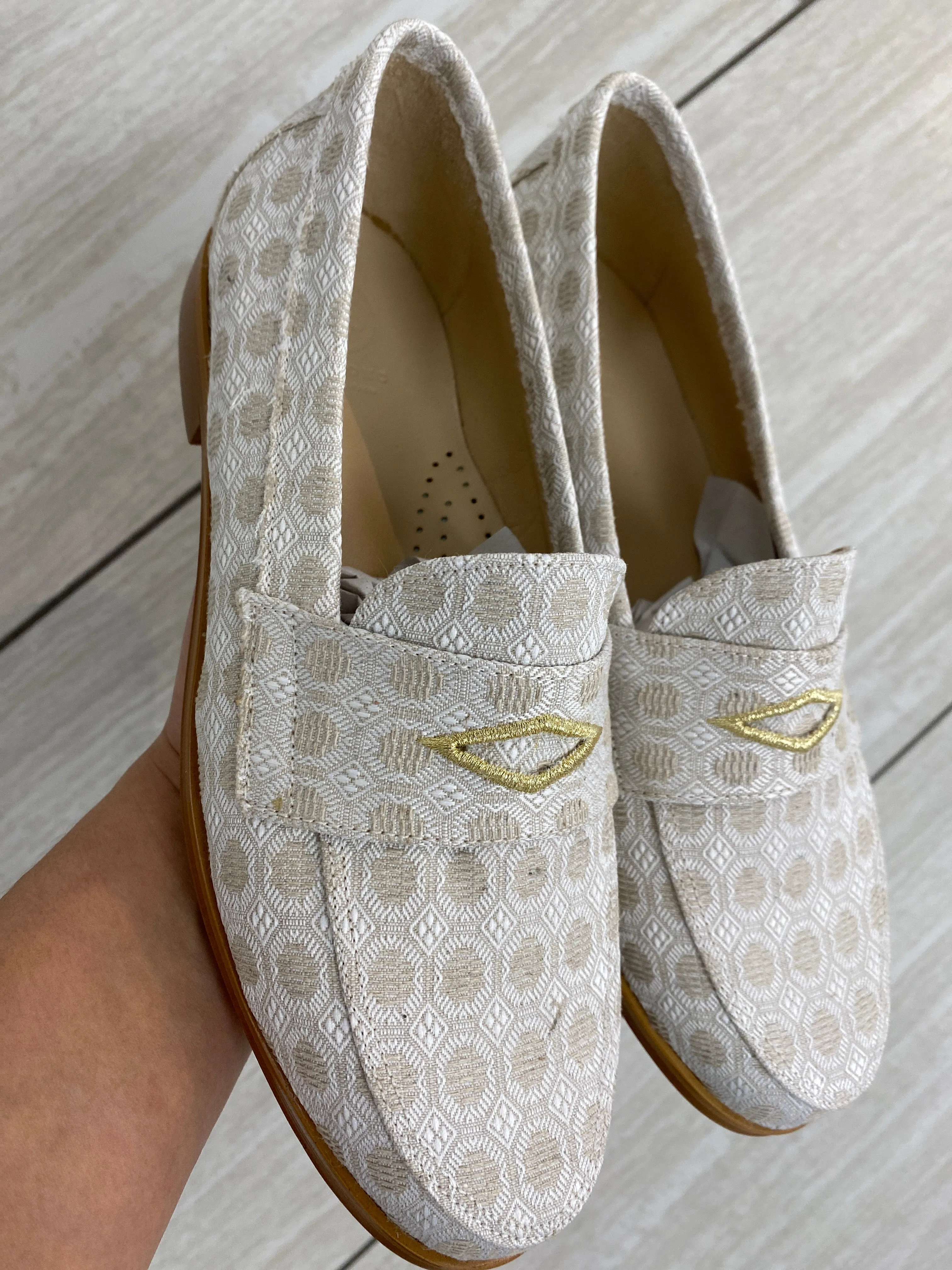 Blublonc Taupe And White Embroidered Penny Loafer