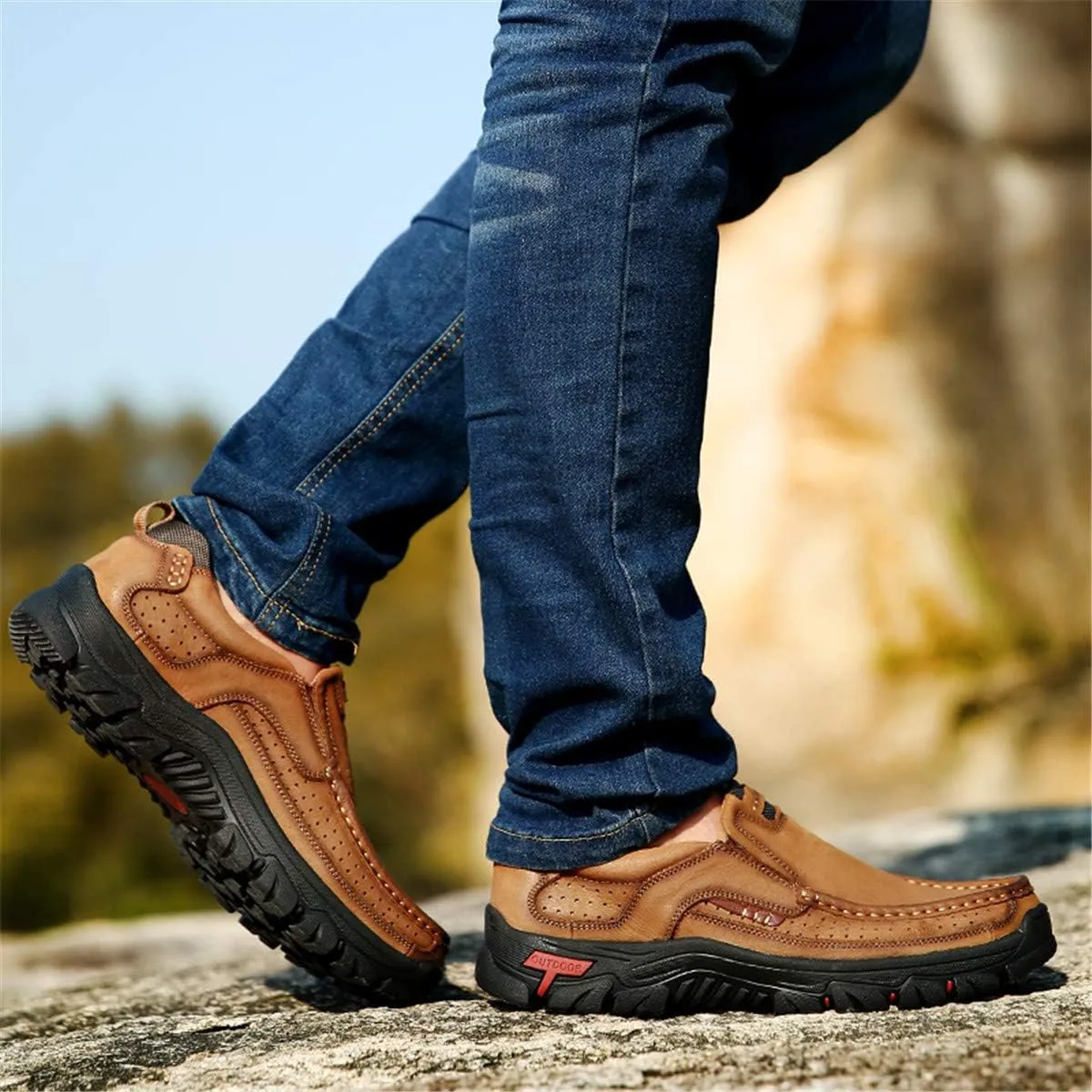 CHICLOVEY Men's Slip-on Hiking Shoes Leather Casual Outdoor Walking Sneaker