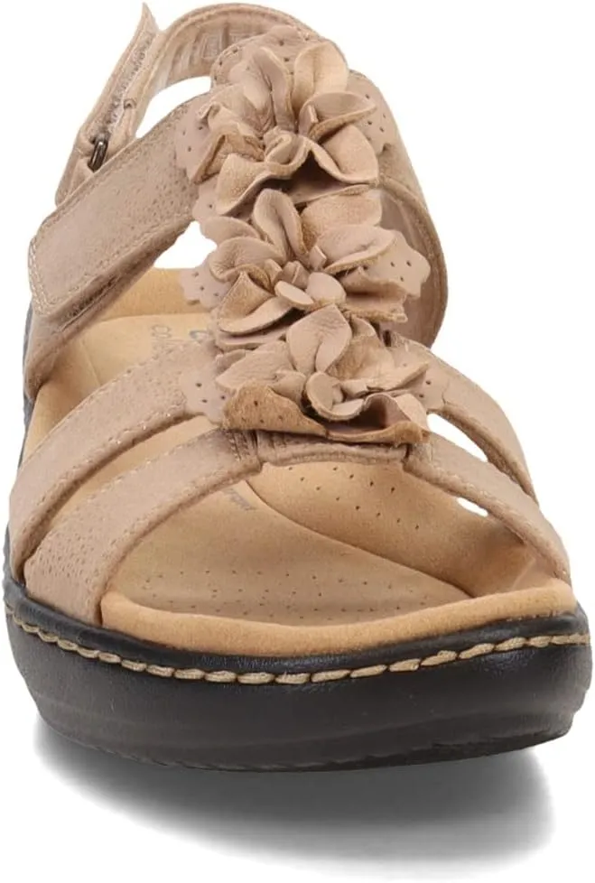 Clarks Women's Jenette Ease Wedge Sandal