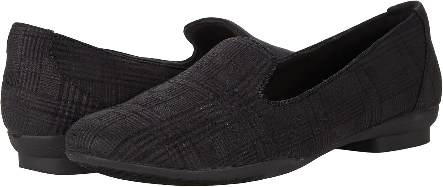Clarks Women's Sara Poppy Loafer