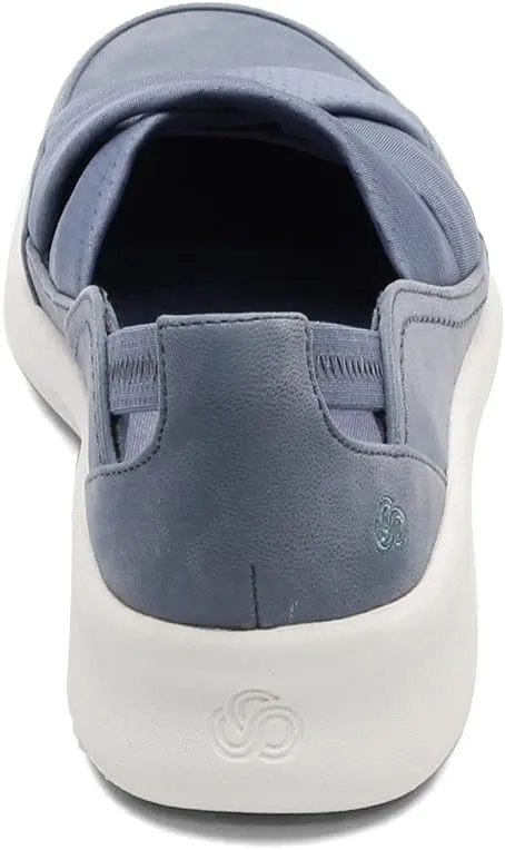 Clarks Women's Sillian 2.0 Star Loafer