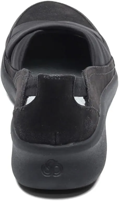 Clarks Women's Sillian 2.0 Star Loafer