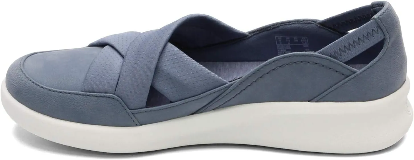 Clarks Women's Sillian 2.0 Star Loafer