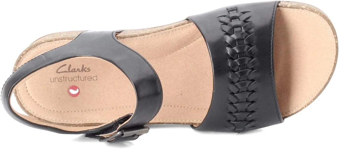 Clarks Women's Un Perri Way Flat Sandal