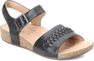 Clarks Women's Un Perri Way Flat Sandal