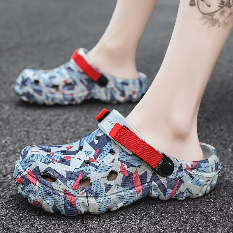 Clogs Mens Garden Shoes Summer Beach Slip Resistant Outdoor Sandals Slip-on Slippers with Adjustable Strap