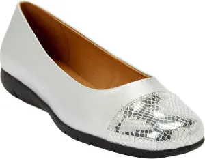 Comfortview Women's Wide Width The Fay Flat
