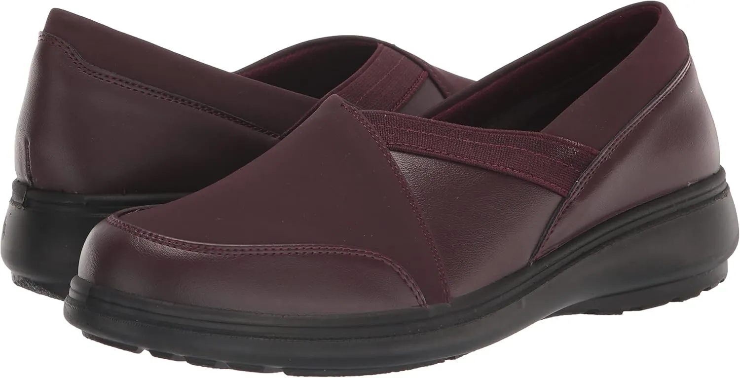 Easy Street Women's Irene Sneaker