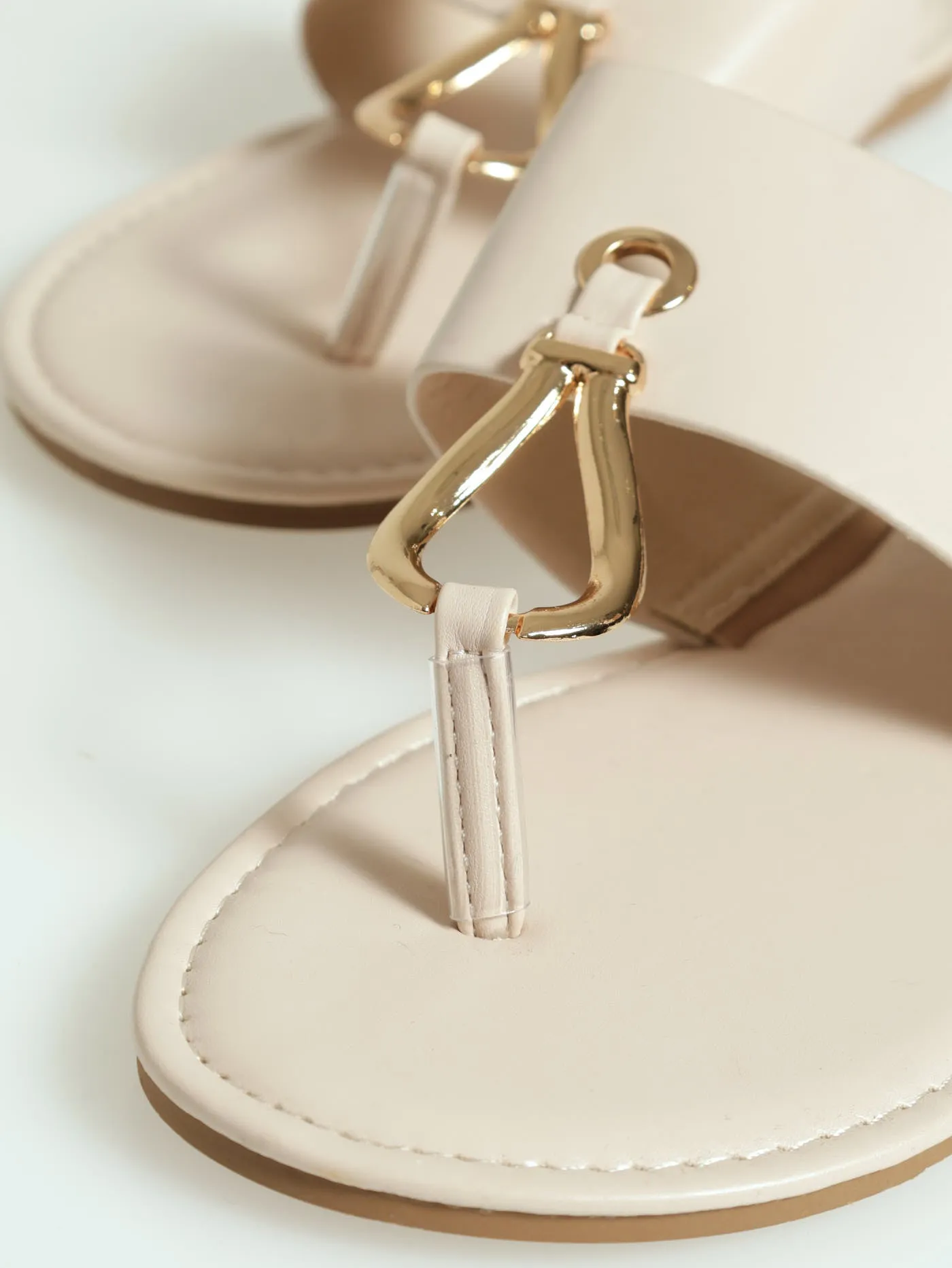 Flat One Strap Thong Sandal With Shaped Toe Trim - Cream