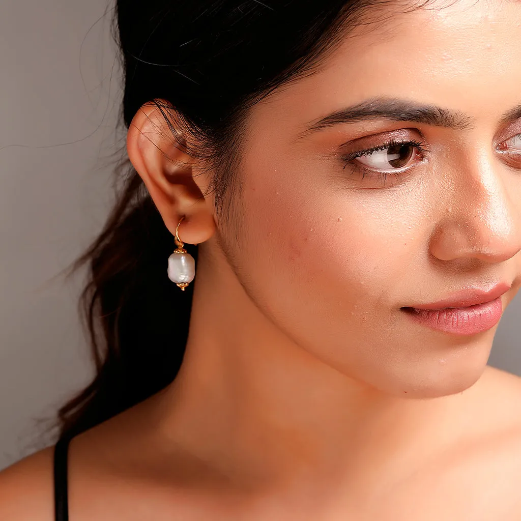 Flat Pearl Earrings