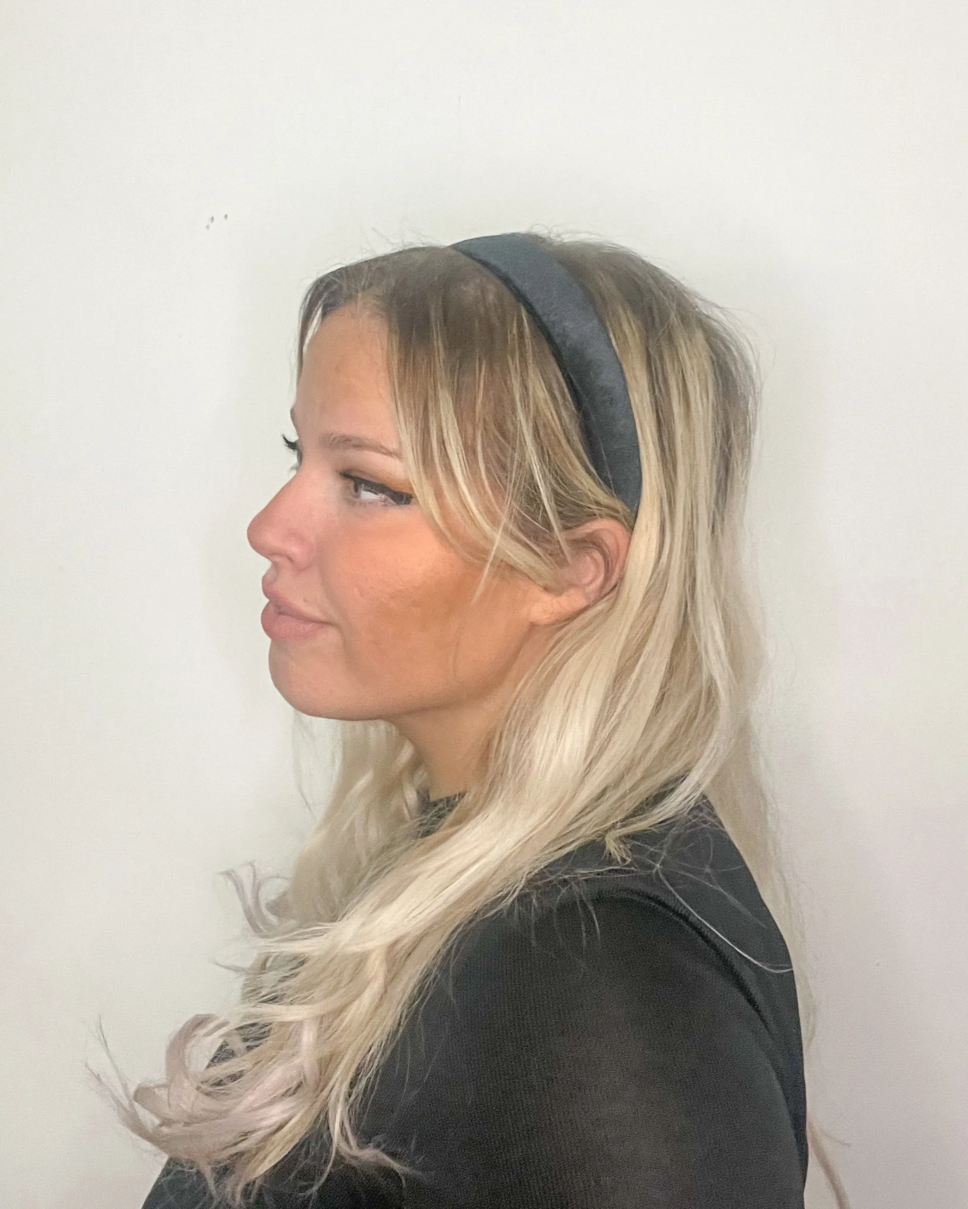 Flat Velvet Headband - Simple And Minimal