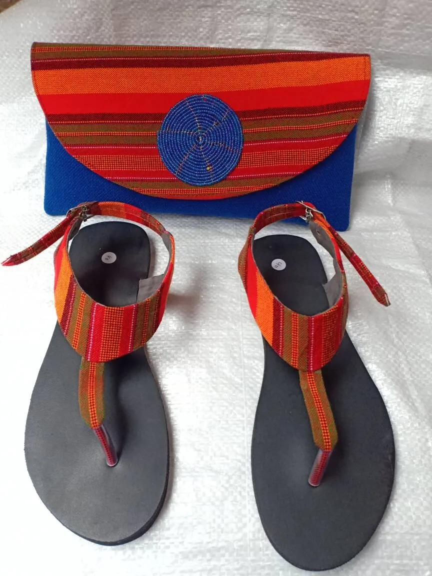 Handmade African Beaded Sandals/Authentic Maasai-Style Leather Flip-Flops Women/Boho Beach Sandals/Comfortable Summer Sandal African Gifts