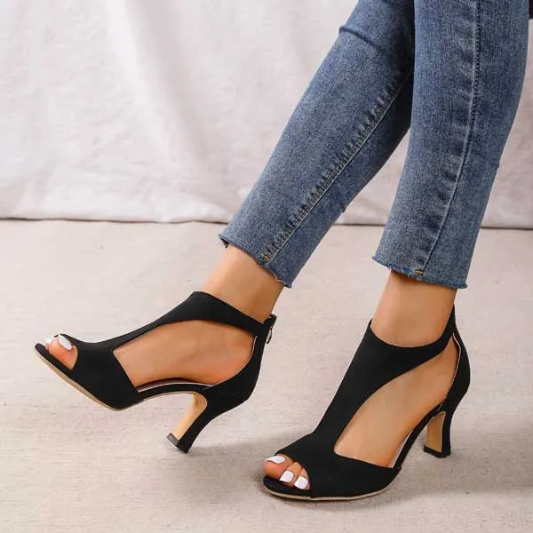 Izza - T-Strap Sandal