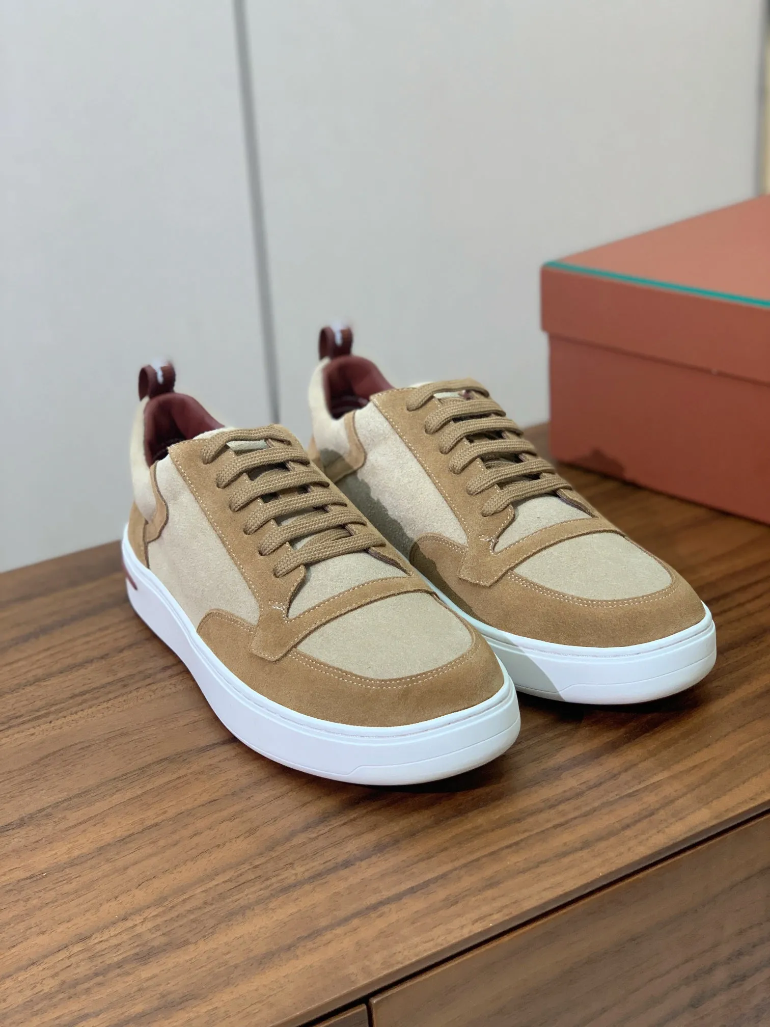 LP NEWPORT WALK SNEAKERS LIGHT BROWN SUEDE