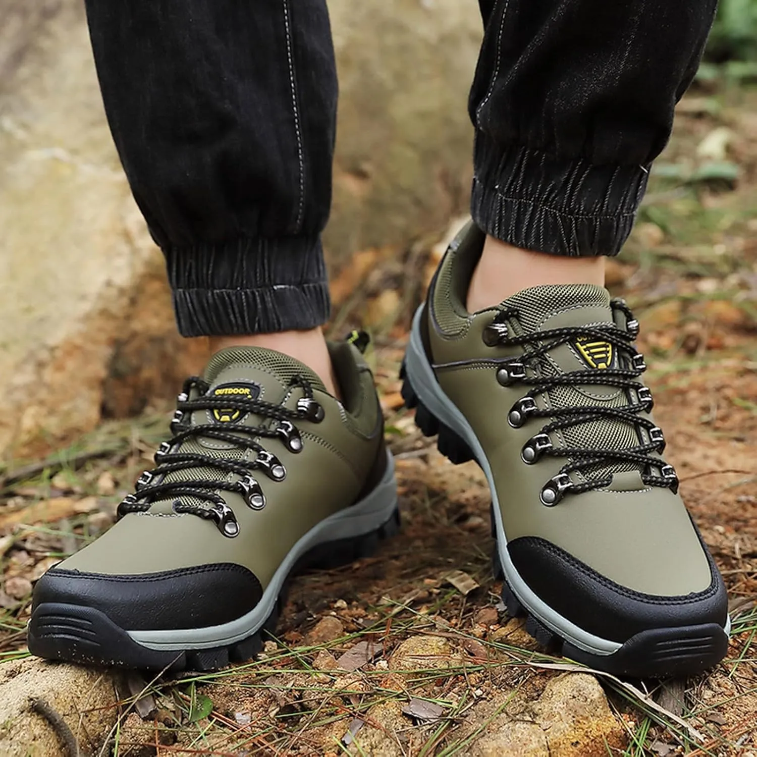 Men's Walking Sneakers Men Casual Shoes Fashionable New Pattern Simple and Rainproof Thick Sole Comfortable Lace Up Sports Hiking Shoes Athletic Sneaker Running Shoes