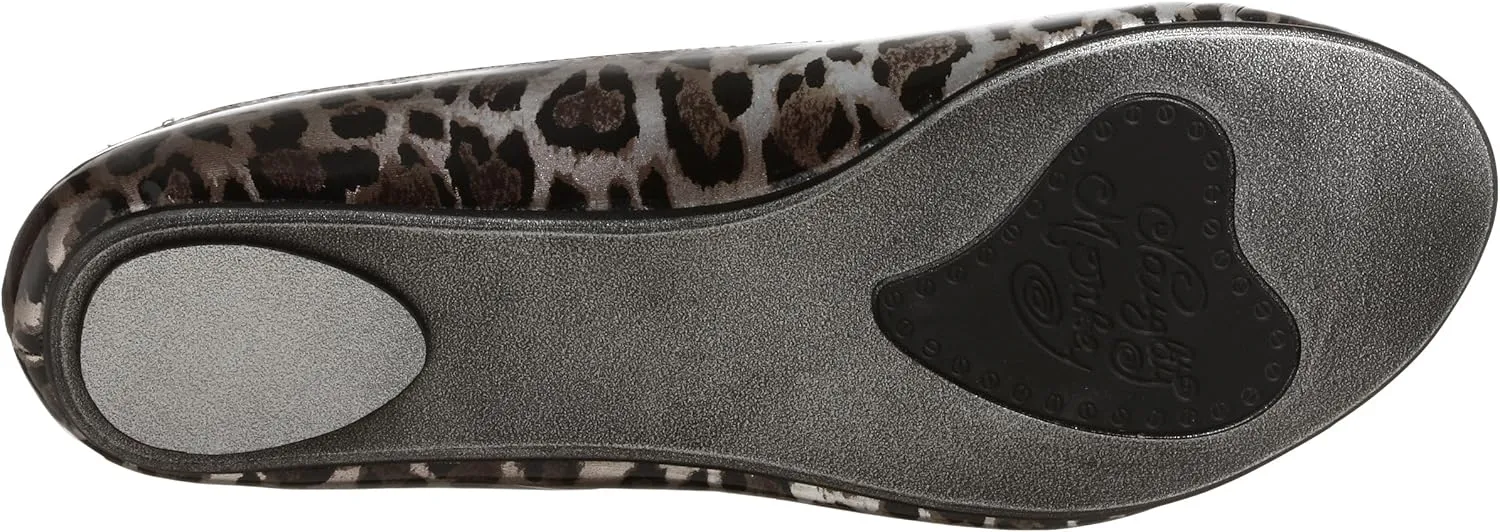 Naughty Monkey Women's She's Wild Flat