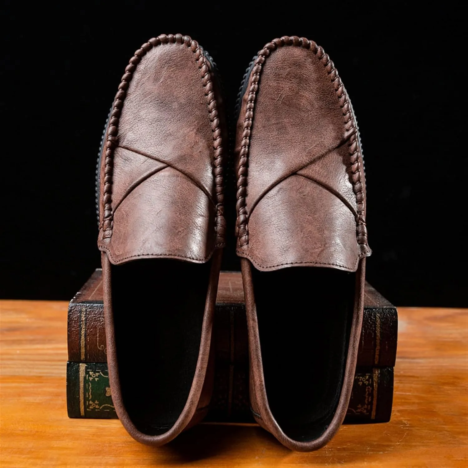 New Men's Loafers Shoes Vegan Leather Stitching Details Round Toe Flat Heel Comfortable Flexible Walking Outdoor Slip-on