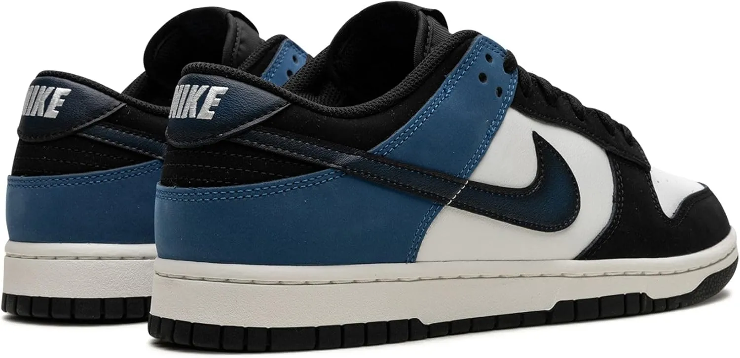 Nike Men's Sneaker
