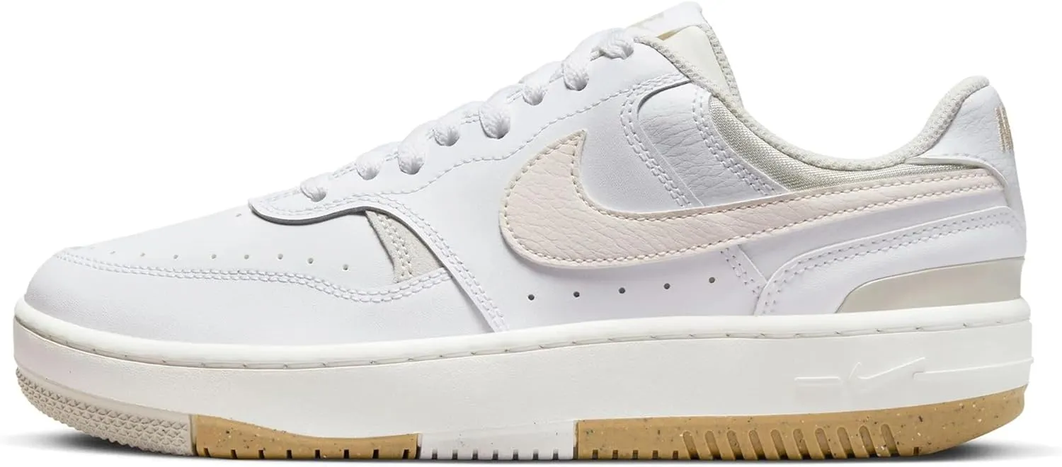 Nike Women's Gamma Force Shoes Sneaker, White/Phantom-Light Bone-Sanddrift, 10.5