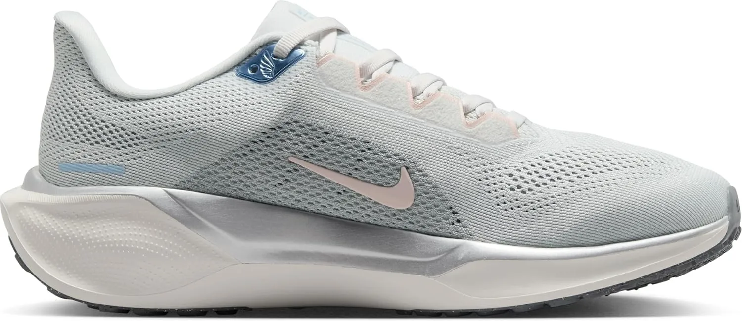 Nike Women's Pegasus 41 Sneaker