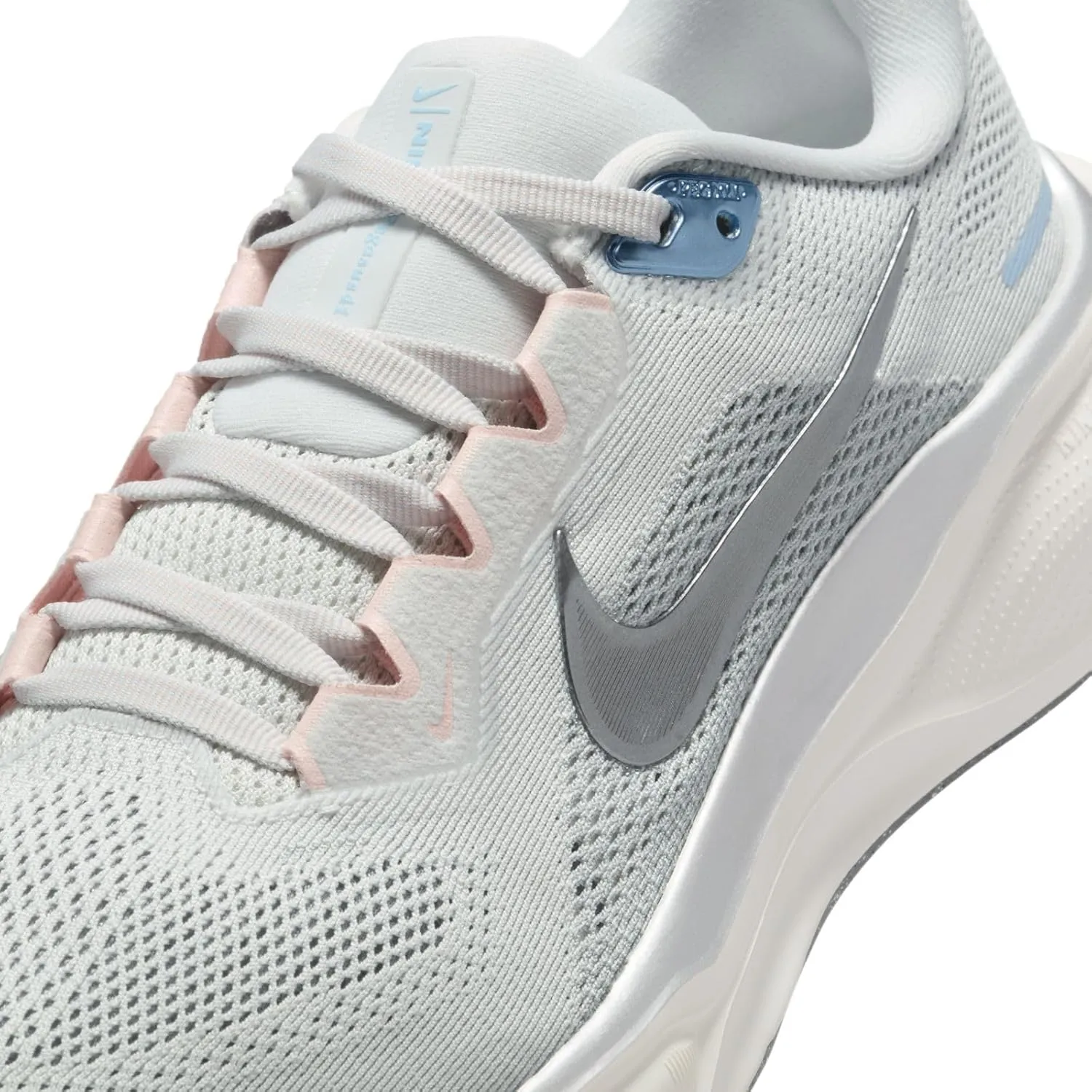 Nike Women's Pegasus 41 Sneaker
