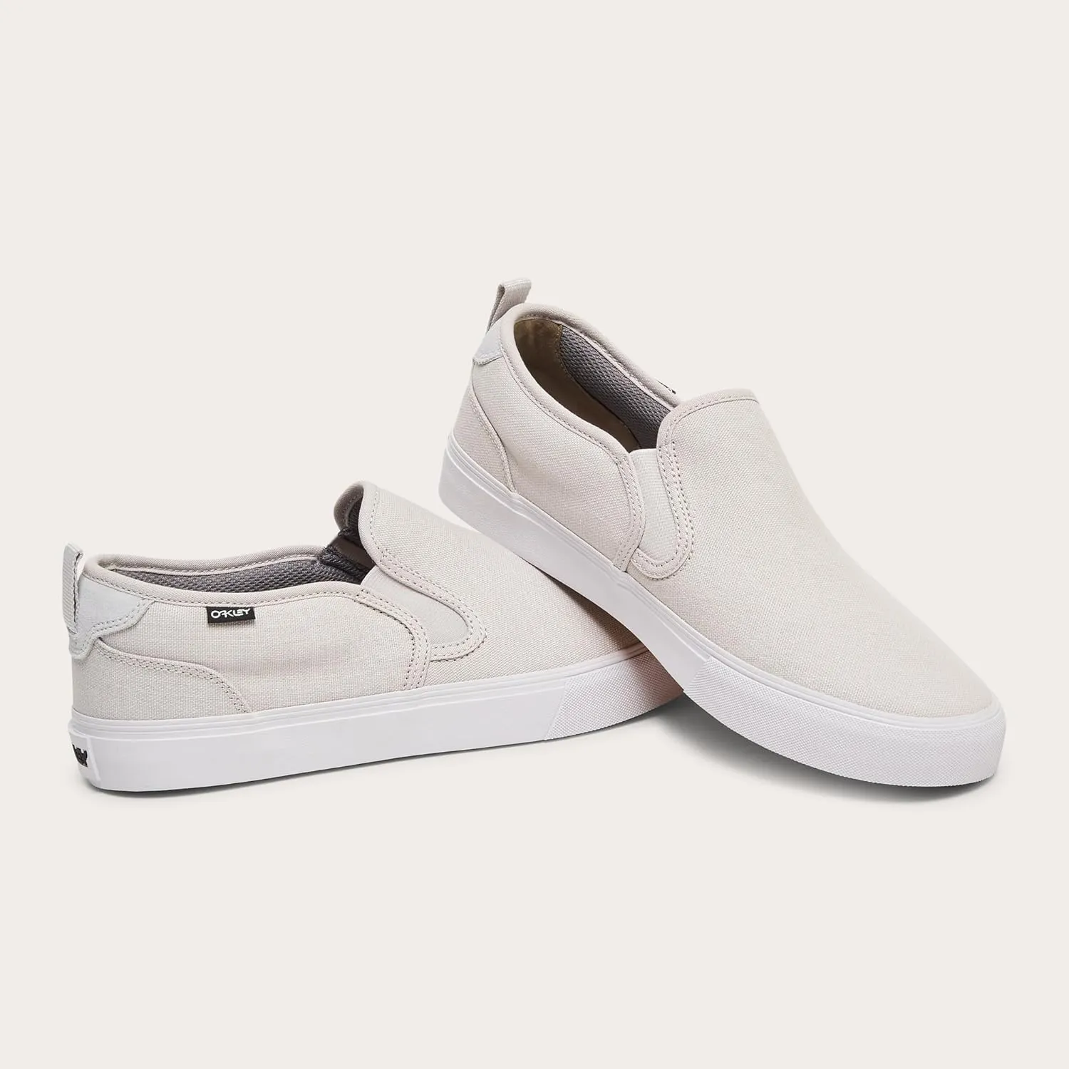 Oakley Men's Banks Slip-on Canvas Sneaker