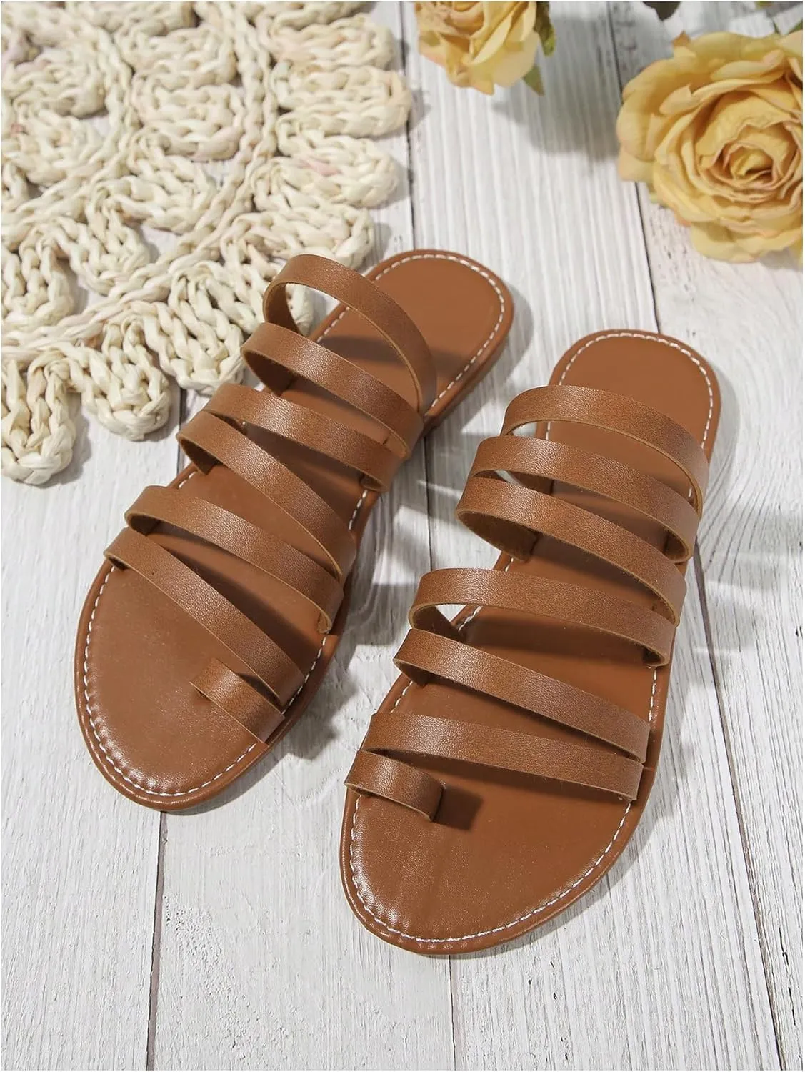OYOANGLE Women's Metallic PU Leather Toe Post Flat Sandals Open Toe Ankle Strap Sandal Comfortable Walking Slides