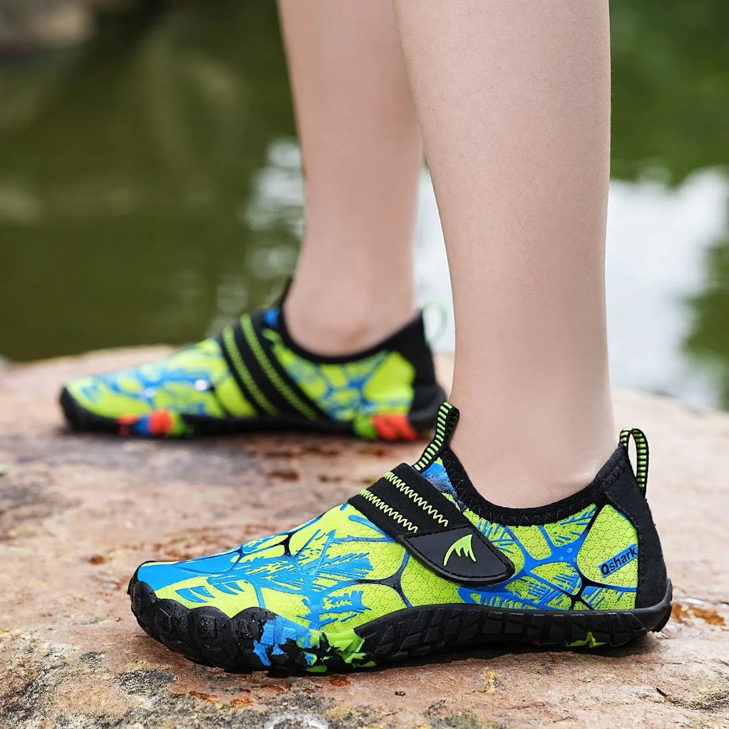 Quickshark Kids Water Shoes Boys Girls Barefoot Aqua Socks Outdoor Indoor Quick Dry Sandals Lightweight Slip On Walking Sneakers for Beach Pool Swim (Little Kid/Big Kid)