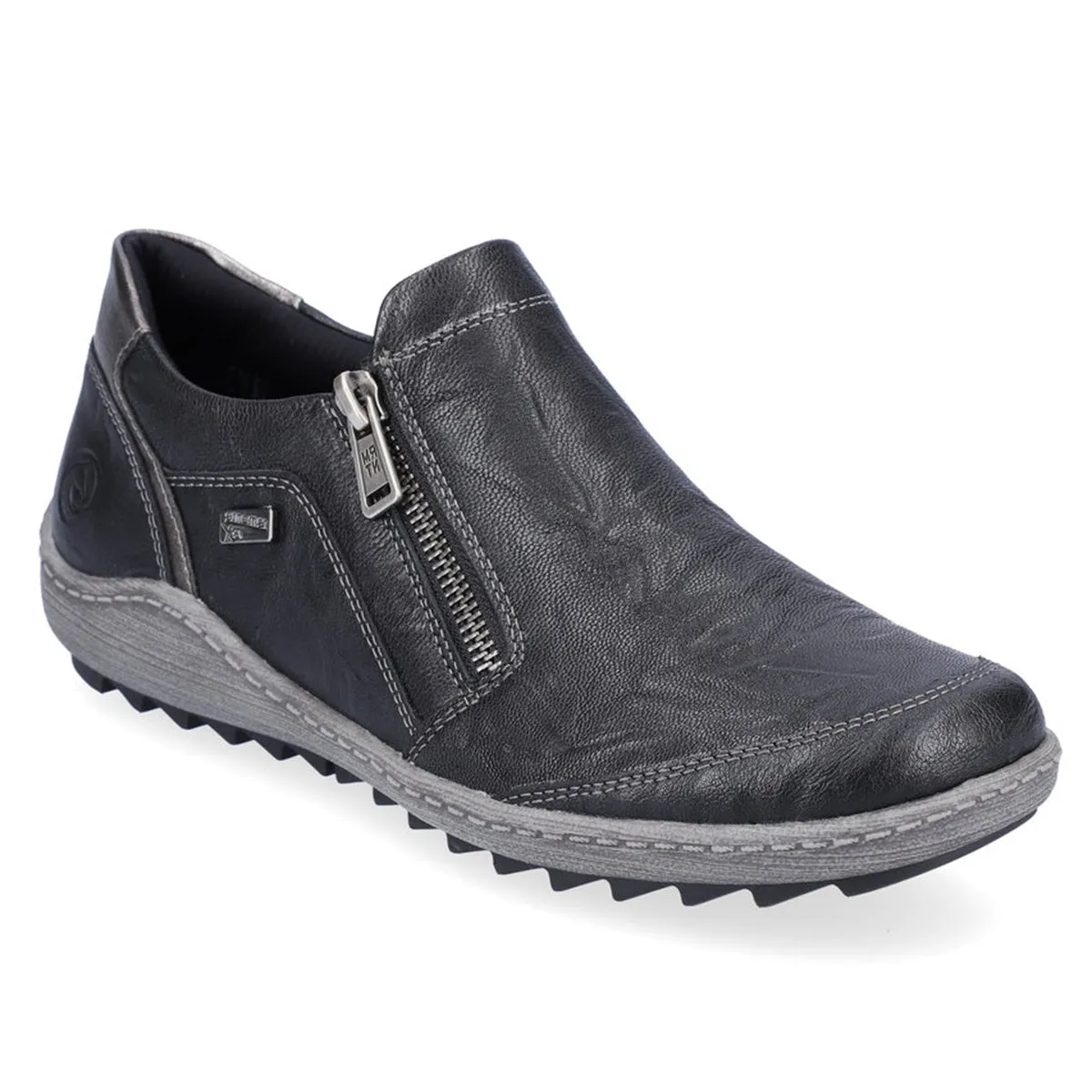 R1428 Slip On Shoes
