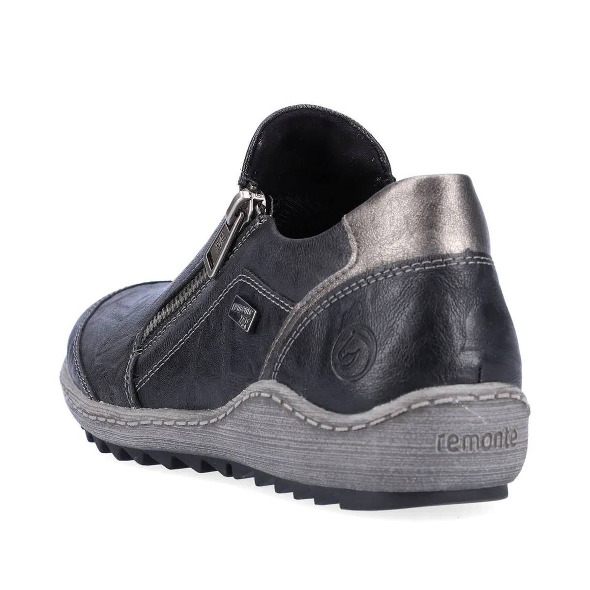 R1428 Slip On Shoes