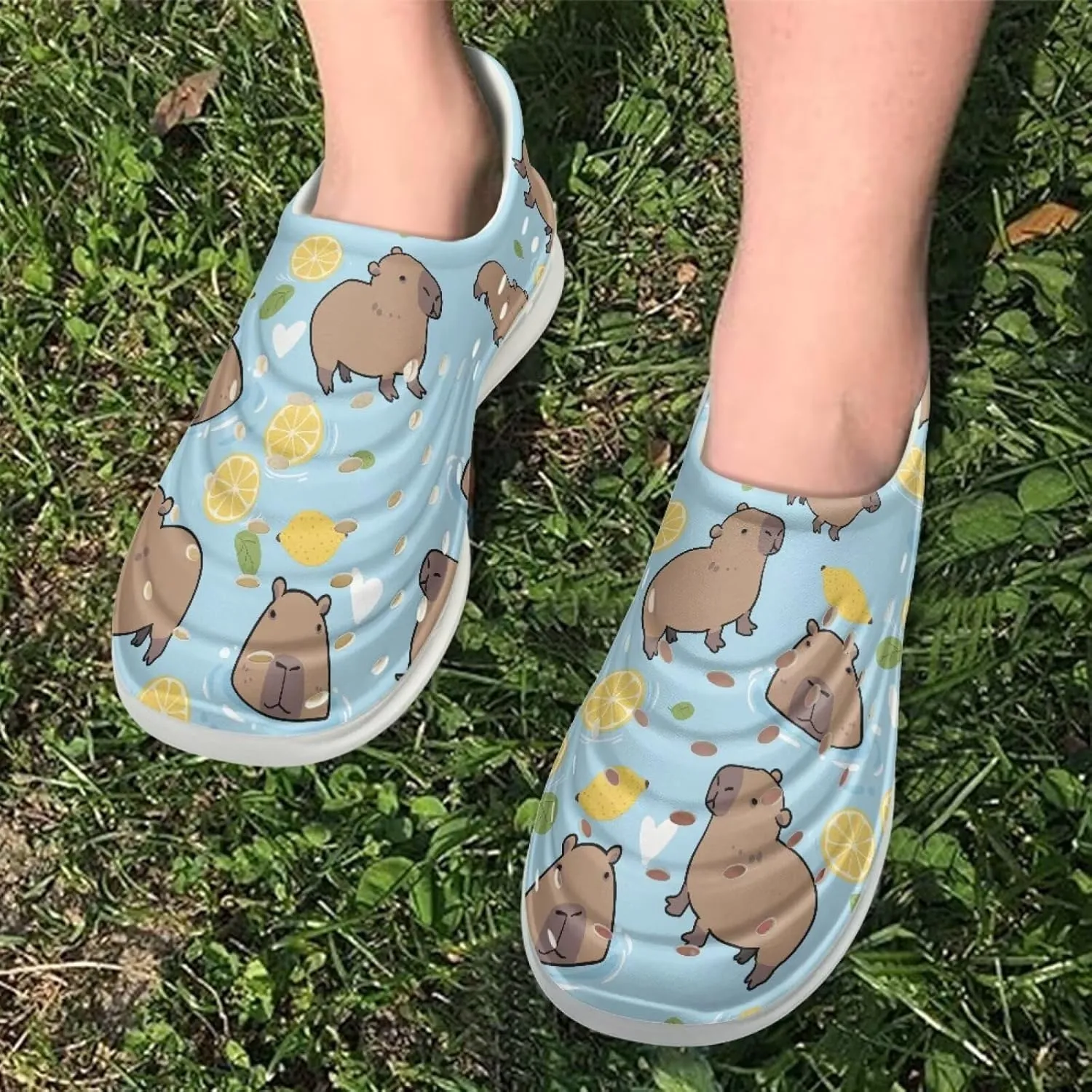 Red Ladybug Print Girls Slip on Sneakers Quick Dry Water Shoes Lightweight Ladybug Sandals for Pool Beach Swim