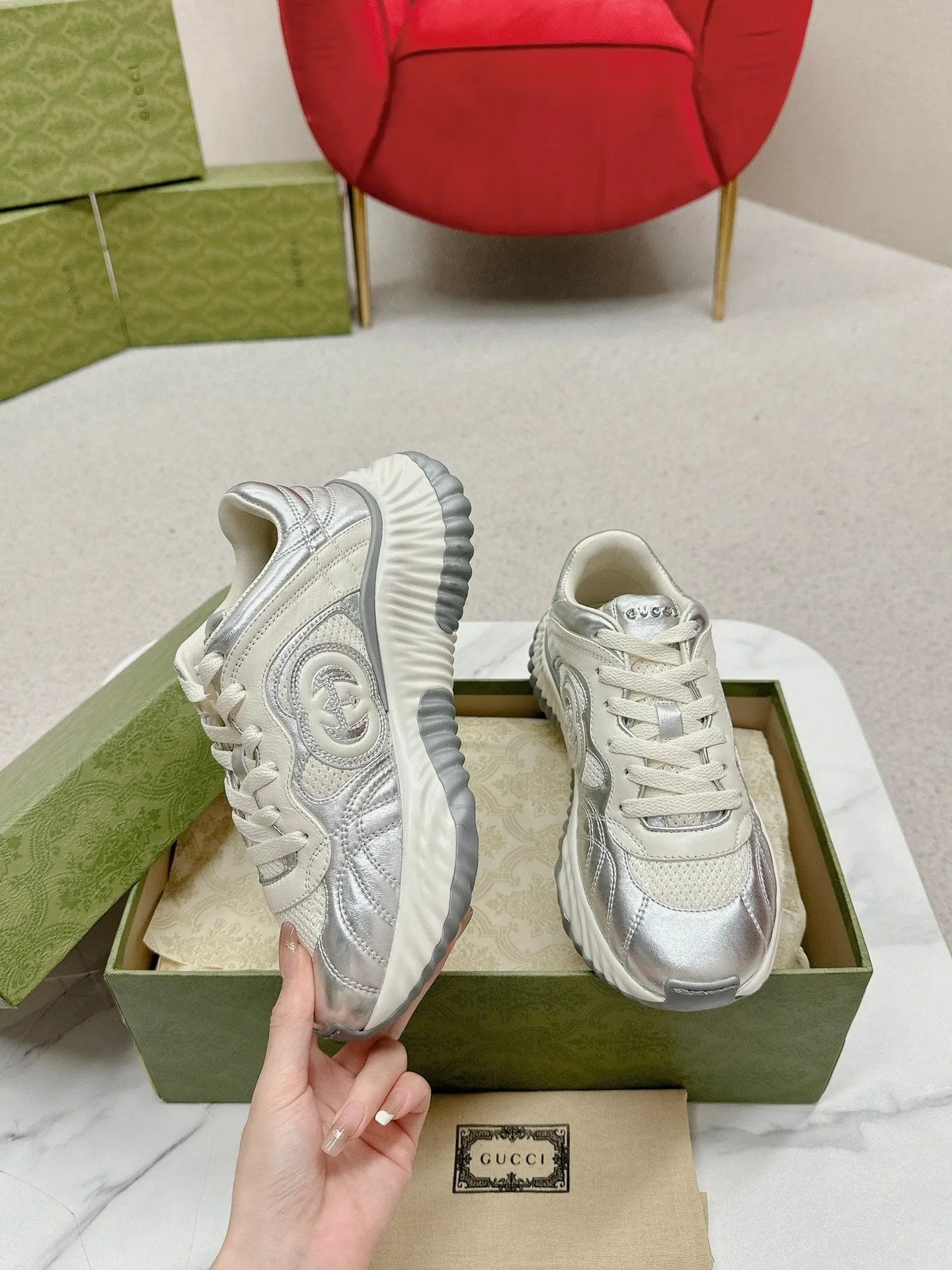 Secure checkout LIGHT GG RIPPLE SILVER Customer satisfaction Gucci LAMBSKIN TRAINER