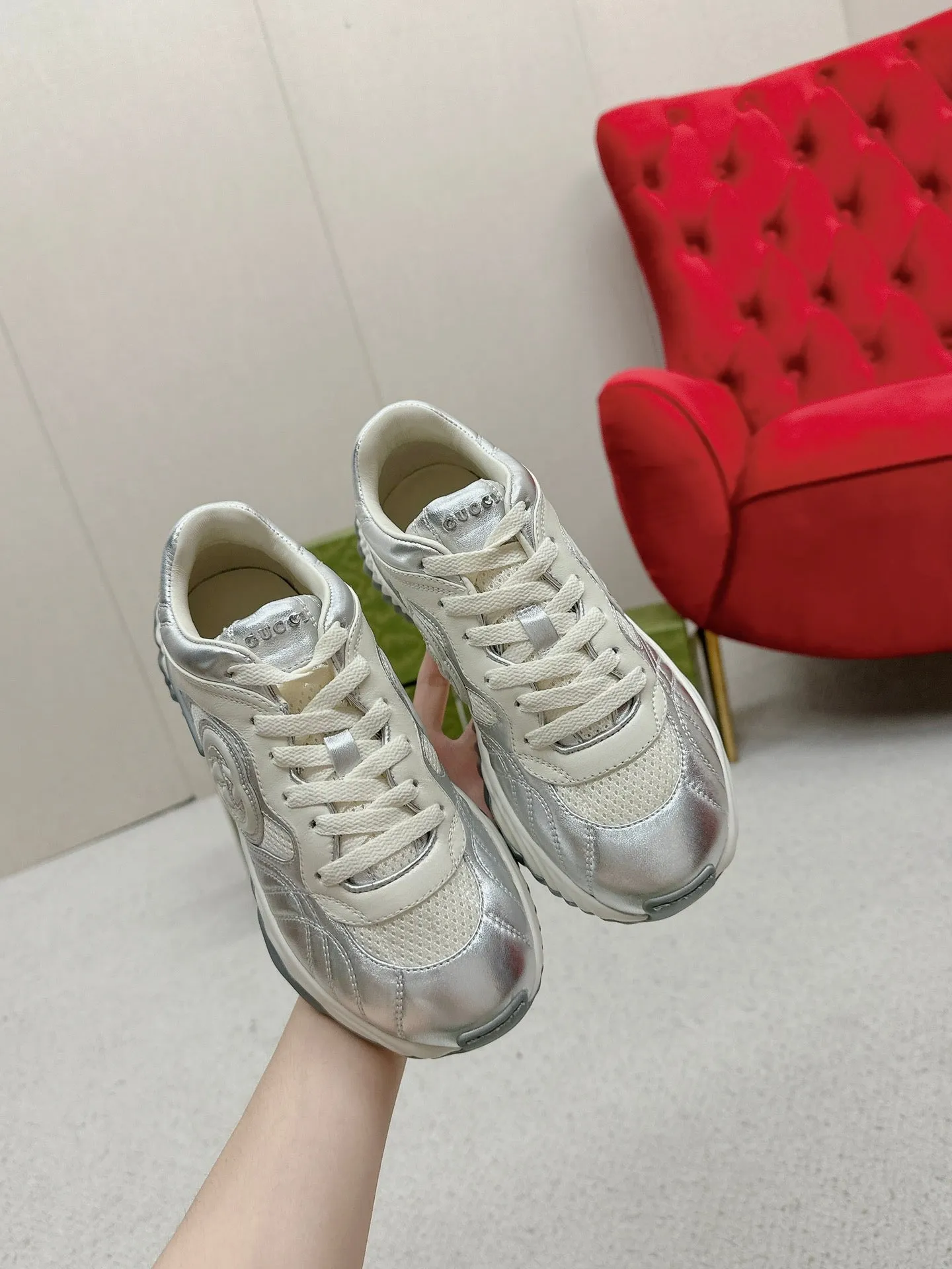 Secure checkout LIGHT GG RIPPLE SILVER Customer satisfaction Gucci LAMBSKIN TRAINER