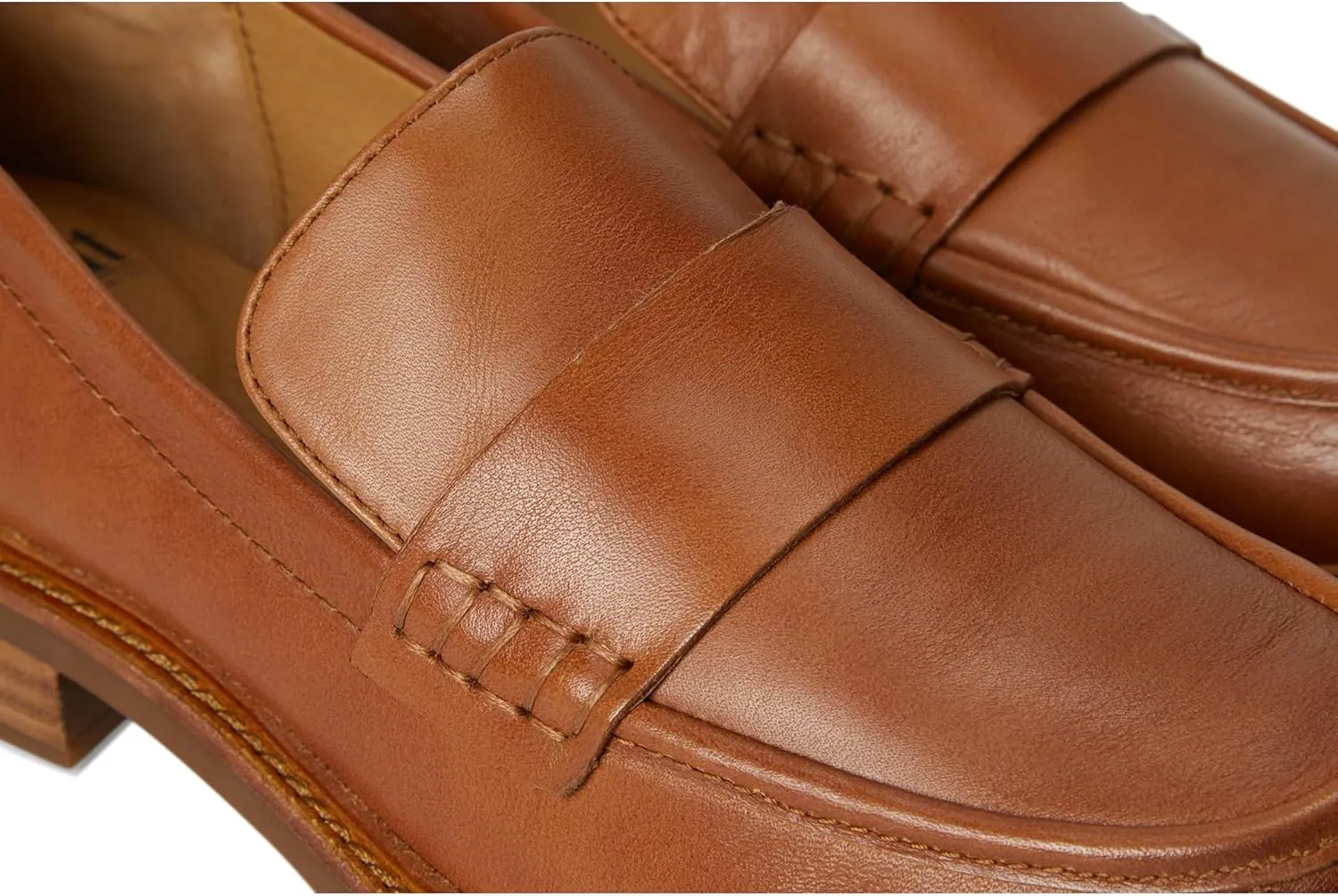 Söfft Women's Meryl Loafer Flat