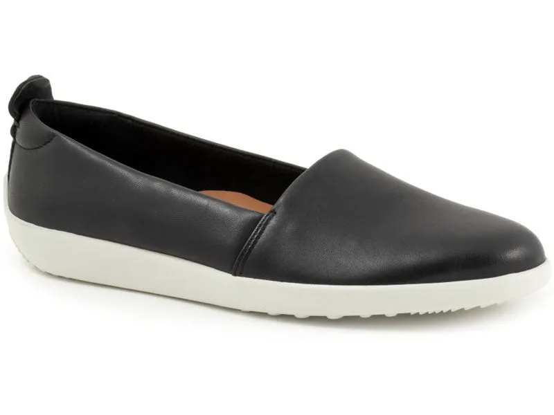 Softwalk Deva - Womens Flat