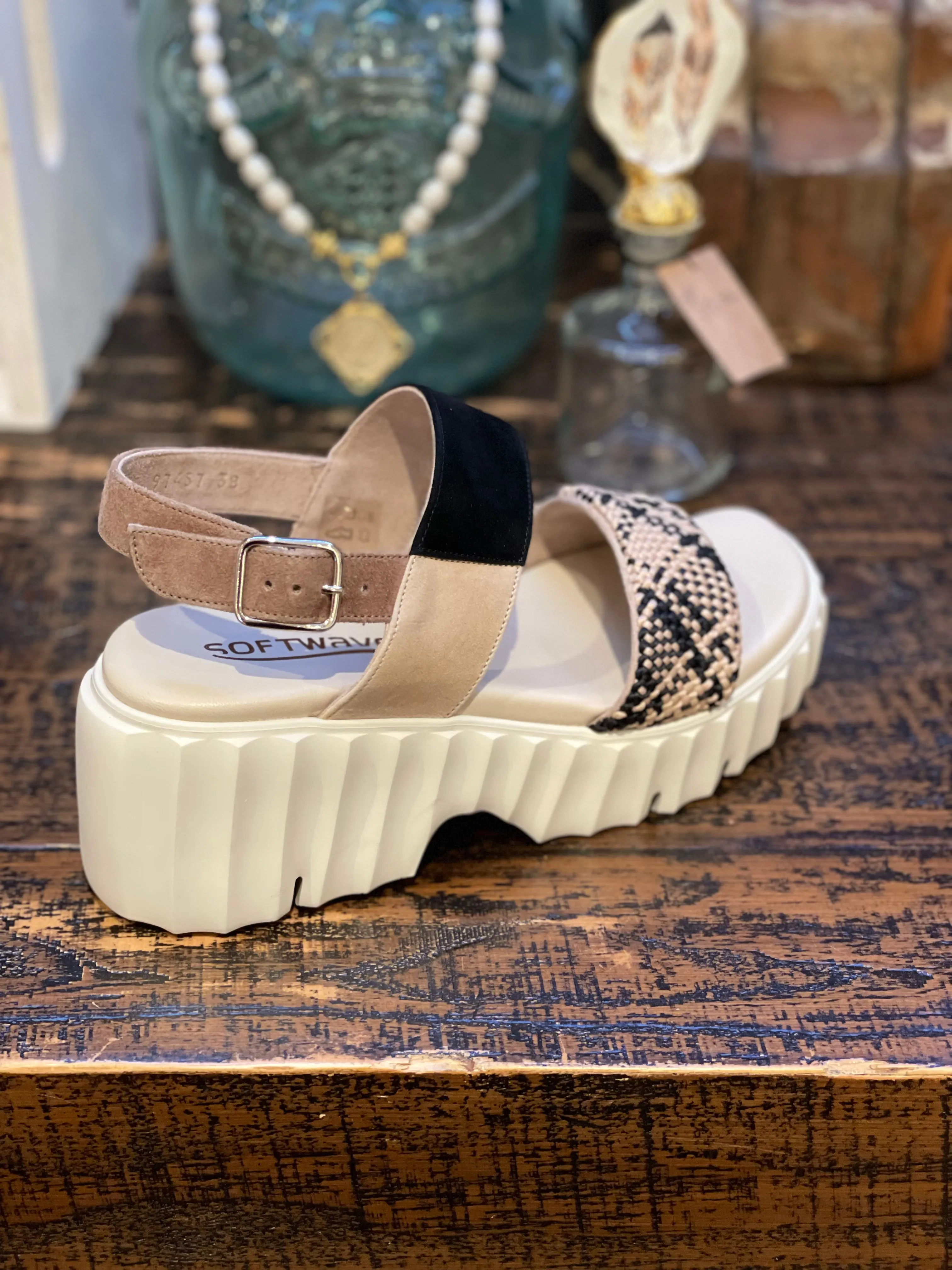 Softwaves 9.17.06 Maris Sandal