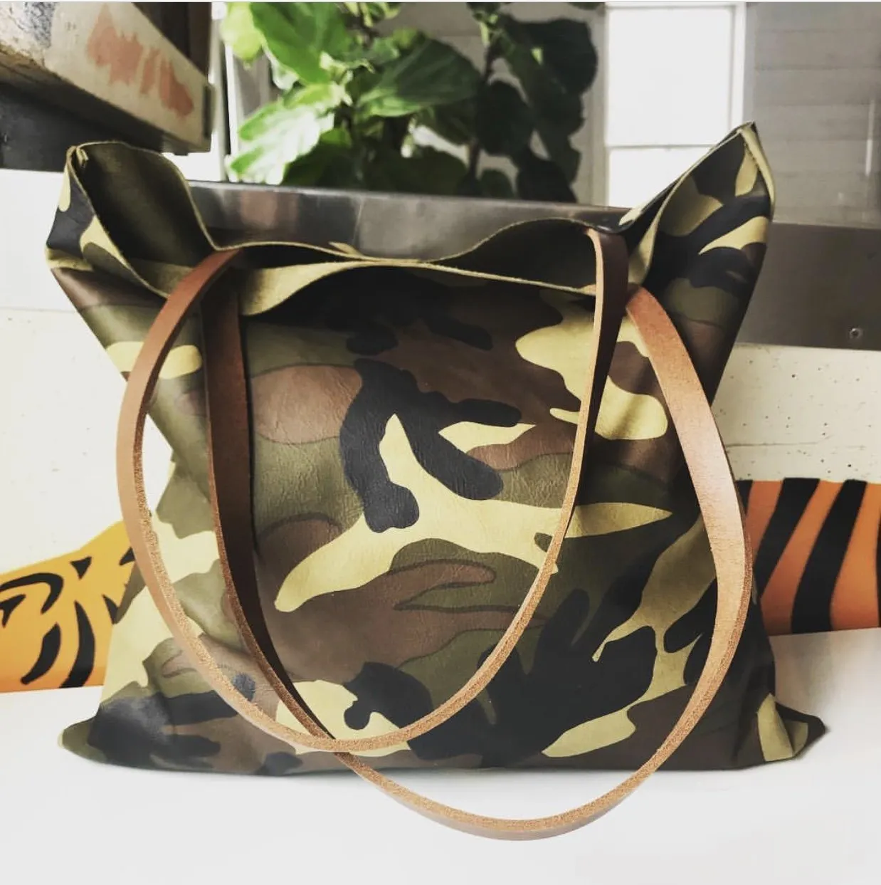 Sord Flat Tote