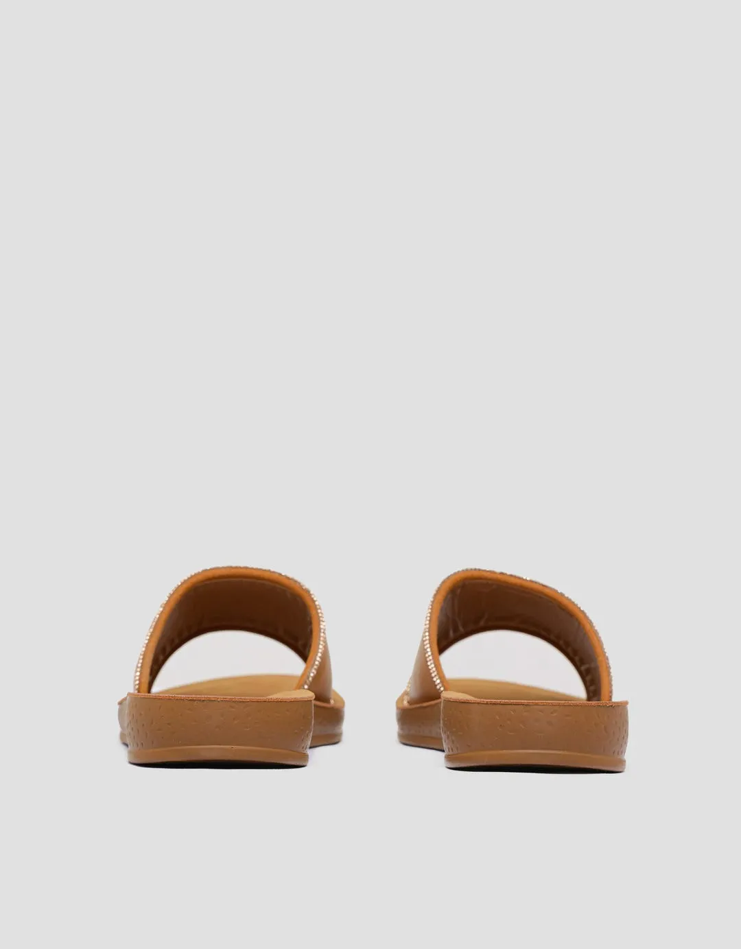 St. Yves Amante Sandal Slipper Wanita