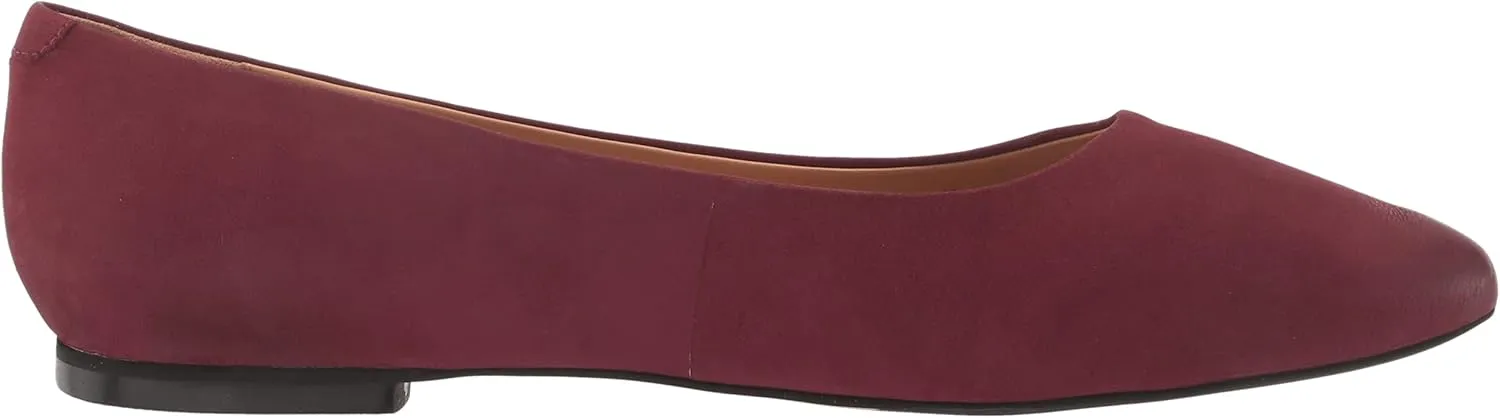 Trotters Women's Estee Ballet Flat