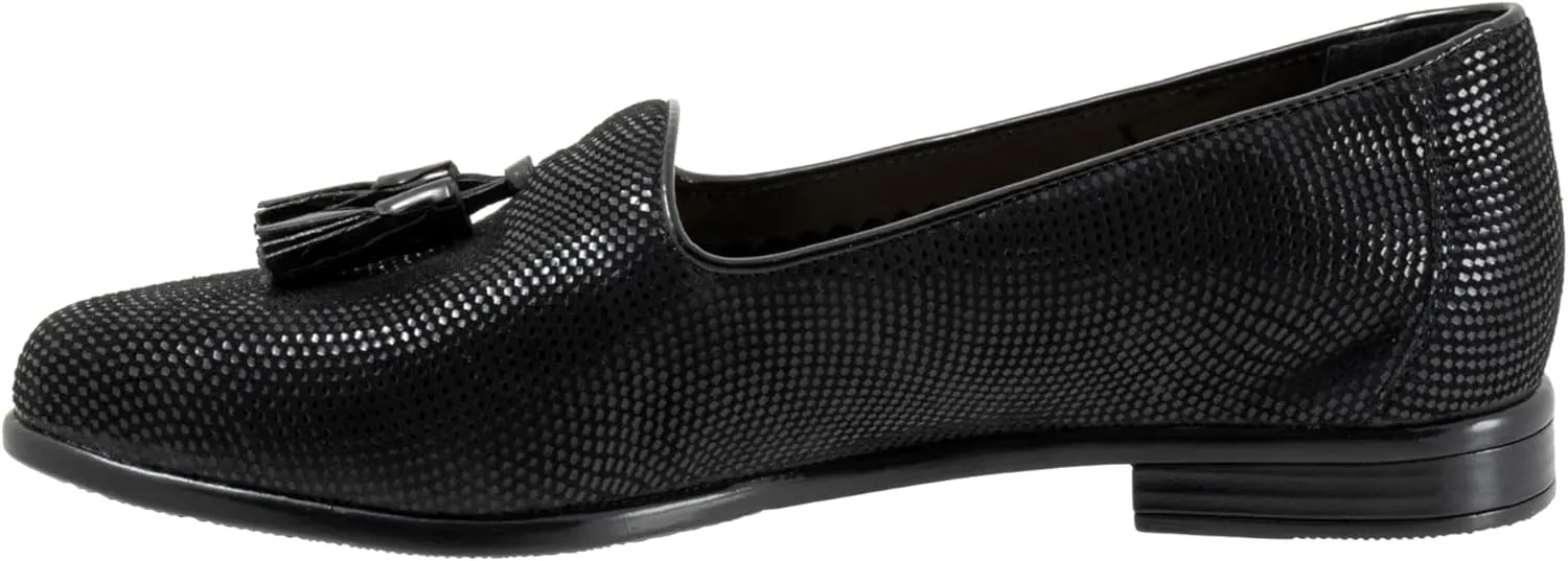 Trotters Women's Liz Tassel Loafer Flat