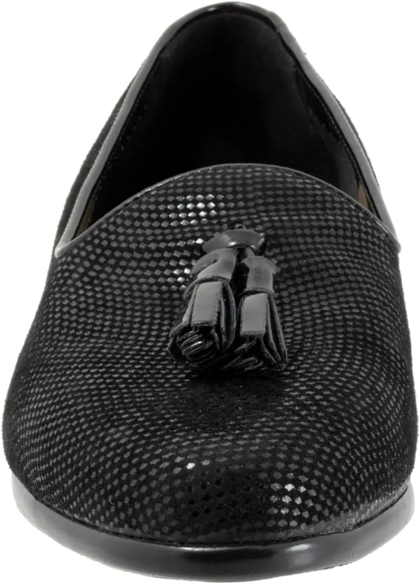 Trotters Women's Liz Tassel Loafer Flat