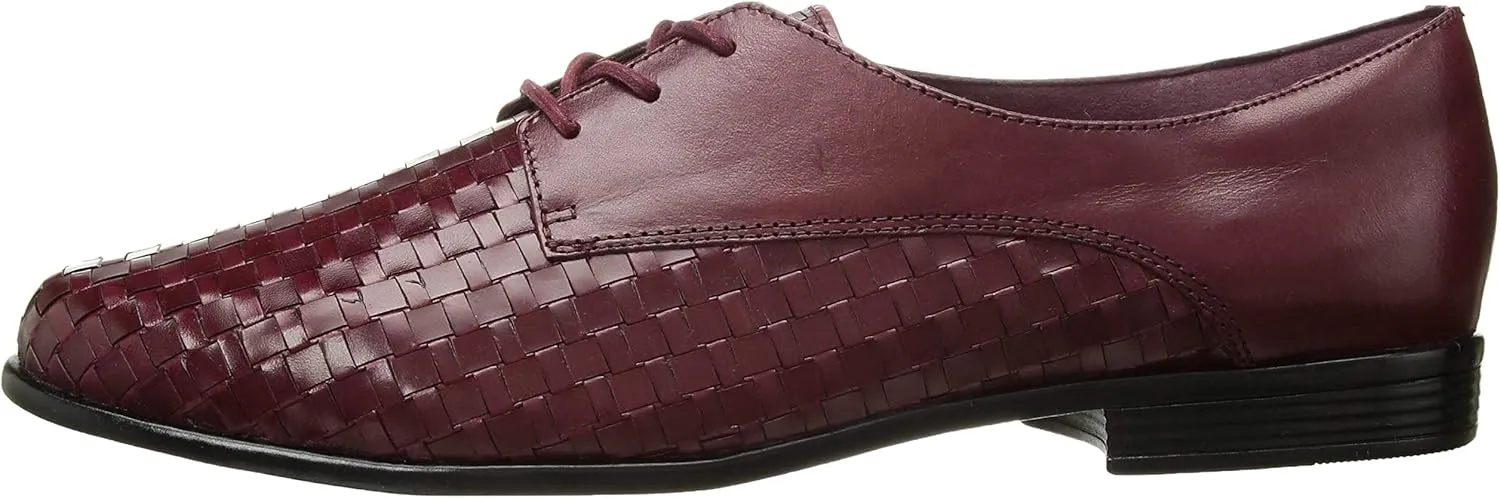 Trotters Women's Lizzie Oxford Flat