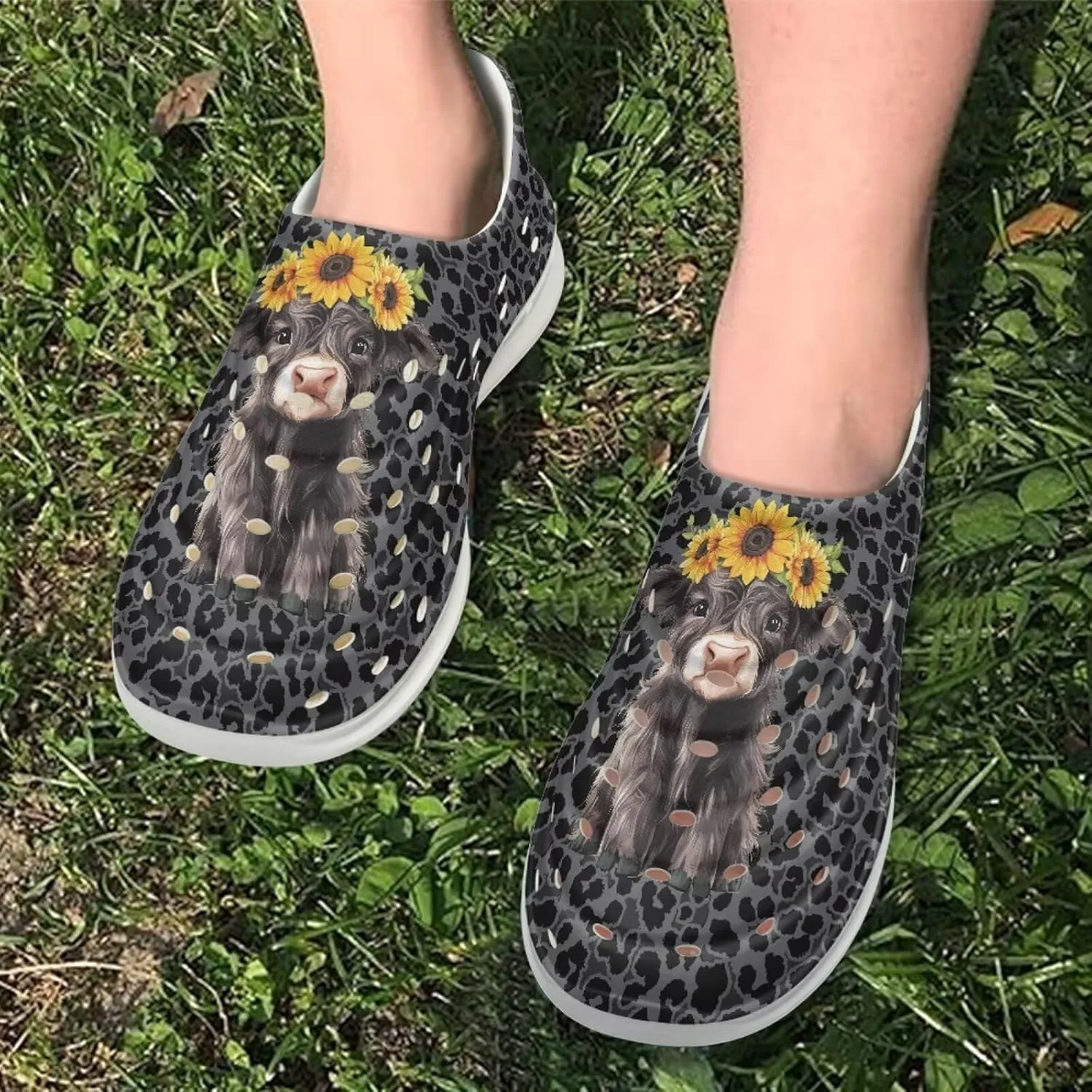 Unisex-Child Clogs Boys Girls Garden Clogs Summer Sandals Slip on Water Beach Shoes Quick Dry