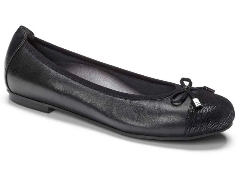 Vionic Spark Minna - Women's Dress Shoe