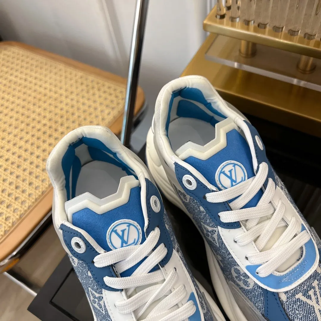 Vuitton RUN LIGHT SNEAKER Dedicated support 55 Full range Louis BLUE