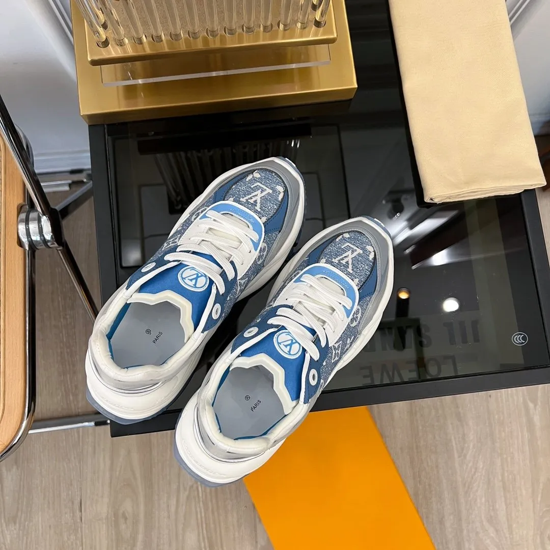 Vuitton RUN LIGHT SNEAKER Dedicated support 55 Full range Louis BLUE